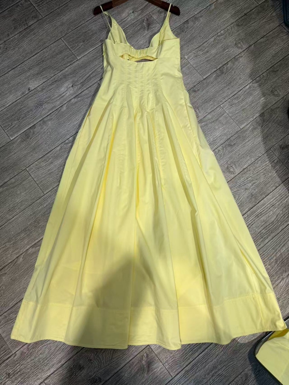 NWOT Simkhai Yellow Sleeveless Cotton Maxi Dress with Cutout Detail, Size US 6 - Picture 2 of 5